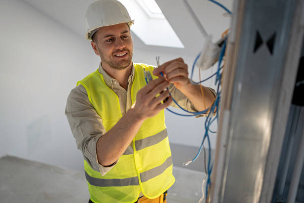 Best Affordable Emergency Electrician  in Norton Shores, MI